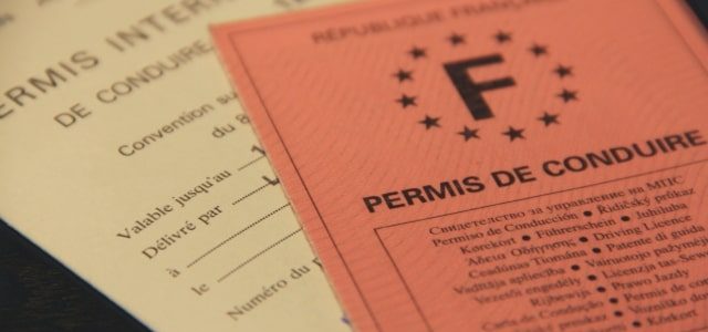 Faire sa demande de permis international  Conduire à l'étranger